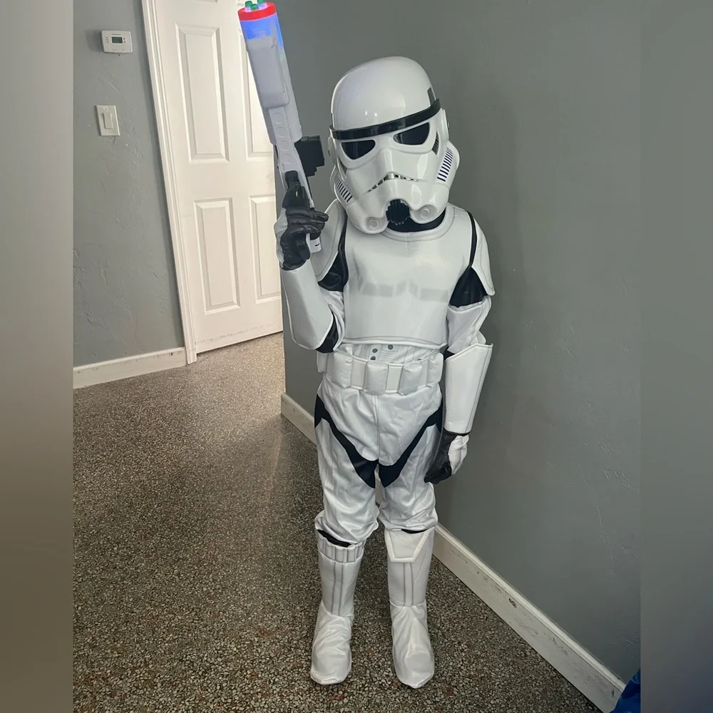 Spirit Star Wars Stormtrooper Costume - White and Black - Picture 6 of 16